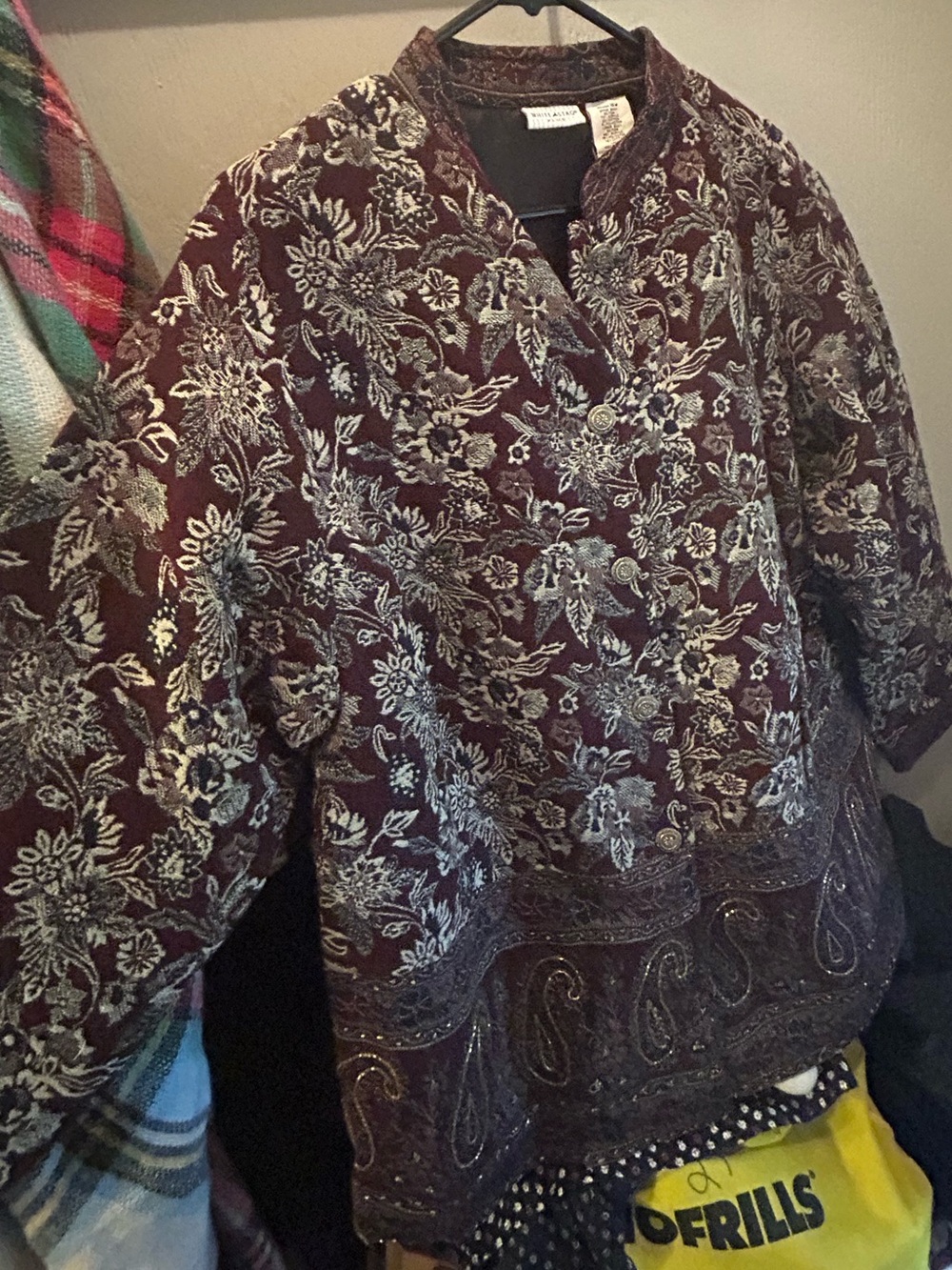 Vintage Womens Burgundy Floral Jacket